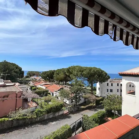 Lejlighed Baia Del Carpino 300 Mt Dal Mare